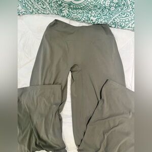 Oner active soft motion straight leg bottom